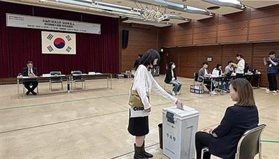South Korea: Overseas voting for presidential election underway