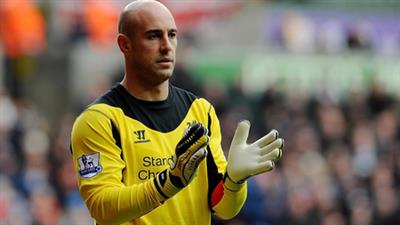 Former Liverpool goalkeeper Pepe Reina announces retirement