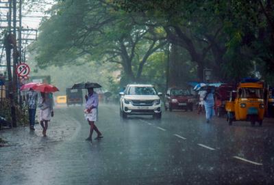 Monsoon sets in over Kerala ahead of schedule