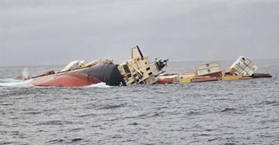 ਕੇਰਲ ਤੱਟ 'ਤੇ ਹਾਈ ਅਲਰਟ ਜਾਰੀ ਹੈ ਕਿਉਂਕਿ ਡੁੱਬੇ ਜਹਾਜ਼ ਤੋਂ ਕੰਟੇਨਰ ਕਿਨਾਰੇ 'ਤੇ ਵਹਿ ਗਏ ਹਨ।