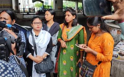 पश्चिम बंगाल स्कूल सेवा आयोग मामला: बेरोजगार शिक्षक सीएम बनर्जी के दरवाजे पर पहुंचे, पुलिस ने उन्हें हिरासत में लिया