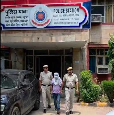 Delhi Police bust high-value courier theft case, arrest one
