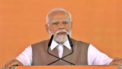 प्रधानमंत्री मोदी ने कानपुर में पहलगाम हमले के पीड़ित शुभम द्विवेदी के परिवार से मुलाकात की