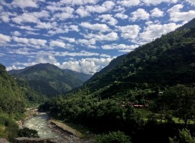 उत्तराखंड के रुद्रप्रयाग में भूस्खलन में दो तीर्थयात्रियों की मौत, चार घायल
