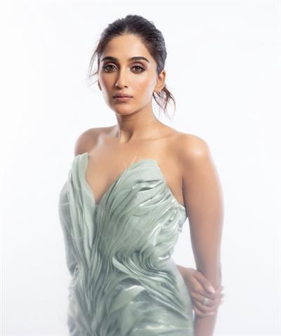 Nimrit Kaur Ahluwalia to share screen space with Tiger Shroff in new project