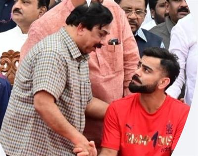 कर्नाटक के सीएम के राजनीतिक सचिव बर्खास्त, भगदड़ के बीच खुफिया प्रमुख का तबादला