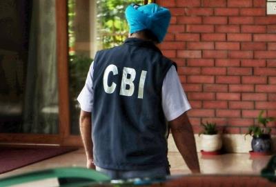 मुंबई: सीबीआई ने नौसेना क्षेत्र के इंजीनियर को 4.5 लाख रुपये की रिश्वत लेते गिरफ्तार किया