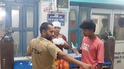 बिहार के सारण में पिकअप वैन पलटने से चार लोगों की मौत, 10 घायल