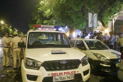 Delhi Police detains 17 illegal Bangladeshi migrants in major crackdown in Vasant Kunj