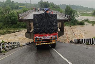 झारखंड में मूसलाधार बारिश से 10 लोगों की मौत, दर्जनों घायल, NDRF ने बचाव अभियान चलाया