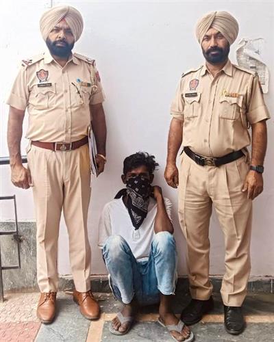 ਚੋਰੀ ਦੇ ਮੋਟਰਸਾਈਕਲ ਸਮੇਤ ਨੋਜਵਾਨ ਕਾਬੂ