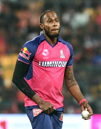 Jofra Archer returns to England’s Test squad for second match against India