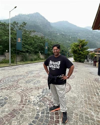 Filmmaker Milap Zaveri begins UK schedule of ‘Masti 4’, says ‘grateful for this opportunity’