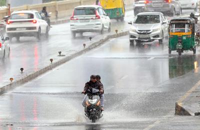 Monsoon showers lash parts of Gujarat