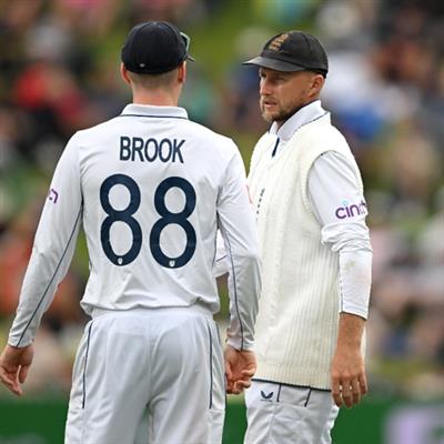 2nd Test: Smith and Brook continue to keep bowlers at bay as England cross 350-mark