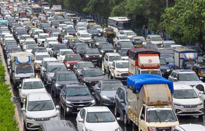India's vehicle sales accelerate 4.84 pc in June to cross 20 lakh units