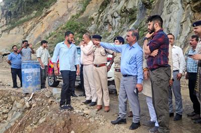 हिमाचल प्रदेश में बादल फटने के बाद जंगल की लकड़ियों के जमा होने की जांच होगी