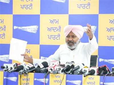 From a Gujarat Jail, Bishnoi Orchestrates Fear Across India; BJP Using It for Political Gains: Cheema