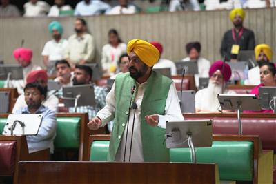 ਮੁੱਖ ਮੰਤਰੀ ਦੀ ਅਗਵਾਈ ਹੇਠ ਪੰਜਾਬ ਵਿਧਾਨ ਸਭਾ ਨੇ ਧਾਰਮਿਕ ਗ੍ਰੰਥਾਂ ਵਿਰੁੱਧ ਅਪਰਾਧ ਦੀ ਰੋਕਥਾਮ ਬਾਰੇ ਬਿੱਲ,2025 ਨੂੰ ਸਰਬਸੰਮਤੀ ਨਾਲ ਸਿਲੈਕਟ ਕਮੇਟੀ ਕੋਲ ਭੇਜਿਆ