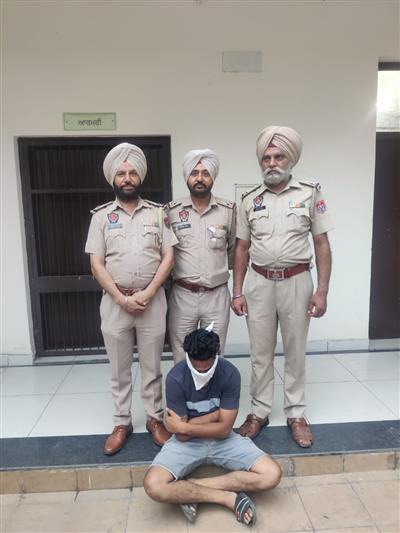 ਸ੍ਰੀ ਚਮਕੌਰ ਸਾਹਿਬ ਪੁਲਿਸ ਨੇ ਇੱਕ ਨੌਜਵਾਨ ਨੂੰ 10 ਗ੍ਰਾਮ ਤੋਂ ਵੱਧ ਨਸ਼ੀਲੇ ਪਾਊਡਰ ਸਮੇਤ ਕੀਤਾ ਕਾਬੂ
