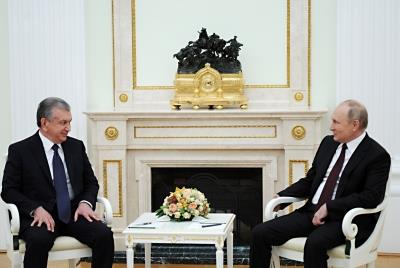 Uzbek, Russian presidents hold telephone conversation