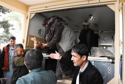 One killed, 14 injured in central Afghanistan road accident