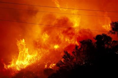 Wildfire continues to rage across US Grand Canyon National Park