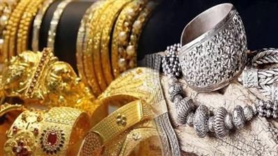सोने में मामूली गिरावट, चाँदी की कीमतों में उछाल
