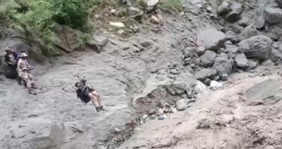 हिमाचल प्रदेश में पुल बह जाने के बाद आईटीबीपी और एनडीआरएफ ने किन्नौर कैलाश ट्रेक से 413 तीर्थयात्रियों को बचाया