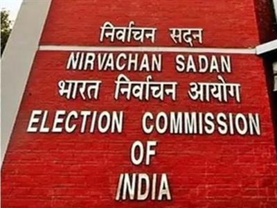 'वोट चोरी' वाली टिप्पणी पर चुनाव आयोग ने जताई आपत्ति, इसे मतदाताओं की गरिमा पर हमला बताया: सूत्र