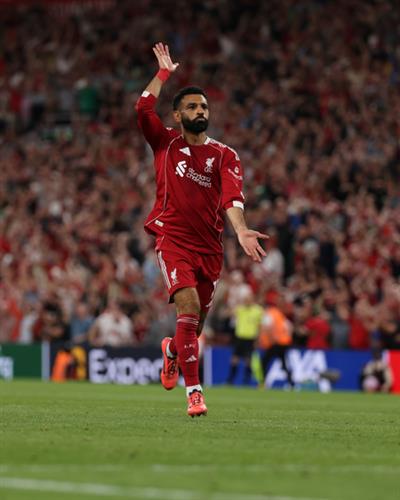 Salah and Chiesa strike late as Liverpool win 4-2 thriller over Bournemouth