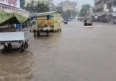 Govt offices, schools, colleges shut in Mumbai today; local trains hit