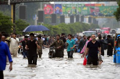 पाकिस्तान में मूसलाधार बारिश से मरने वालों की संख्या 788 हुई