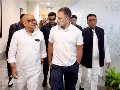 राहुल गांधी का दो दिवसीय रायबरेली दौरा शुरू