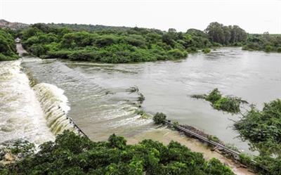 भारी बारिश के बाद हैदराबाद के दोनों जलाशयों में बाढ़ की चेतावनी जारी