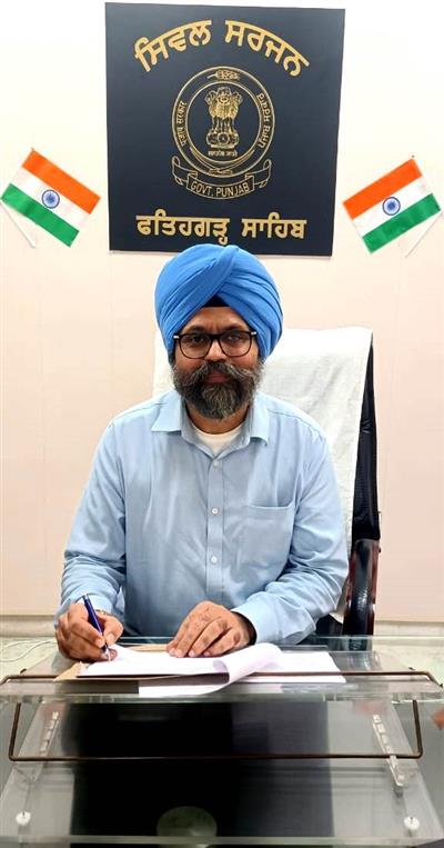 Dr. Arvinder Pal Singh Assumes Charge as Civil Surgeon, Fatehgarh Sahib