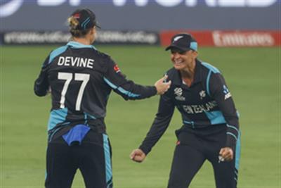 Suzie Bates eyes World Cup win as New Zealand kick off preparation in Dubai heat