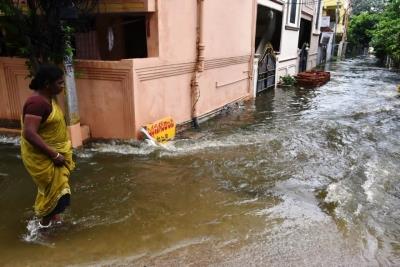 हैदराबाद में बाढ़ के पानी में बह गया व्यक्ति, इस हफ़्ते चौथी मौत