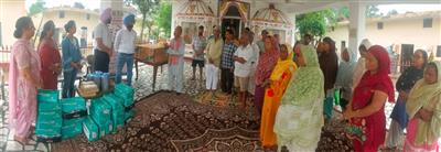 ਸਹਾਇਕ ਸਿਵਲ ਸਰਜਨ ਨੇ ਕੁਸ਼ਟ ਆਸ਼ਰਮ ਵਿਖੇ ਕੁਸ਼ਟ ਰੋਗੀਆਂ ਨੂੰ ਦਵਾਈਆਂ ਤੇ ਲੋੜੀਂਦਾ ਸਮਾਨ ਵੰਡਿਆ