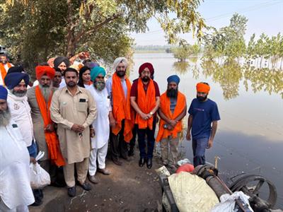 अमृतसर में खेतों से बाढ़ का पानी निकालने के लिए जल निकासी सुविधा का शुभारंभ