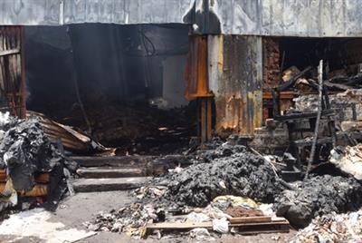 Major fire breaks out at printing press on Amherst Street in Kolkata