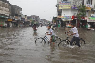 Scattered rain to bring temperature dip across Gujarat, says IMD