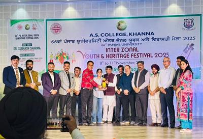 ਡੀ.ਏ.ਵੀ. ਕਾਲਜ, ਸੈਕਟਰ–10, ਚੰਡੀਗੜ੍ਹ ਨੇ ਏ.ਐਸ. ਕਾਲਜ, ਖੰਨਾ ਵਿਚ ਹੋਏ ਇੰਟਰ-ਜ਼ੋਨਲ ਯੂਥ ਐਂਡ ਹੇਰਿਟੇਜ ਫੈਸਟਿਵਲ 2025 ’ਚ ਗੌਰਵਮਈ ਜਿੱਤ ਨਾਲ ਰਚਿਆ ਇਤਿਹਾਸ