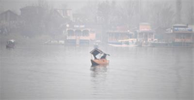 जम्मू-कश्मीर के श्रीनगर में न्यूनतम तापमान हिमांक बिंदु से नीचे