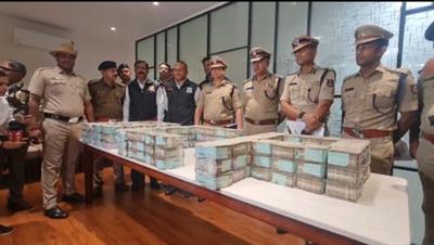 ਕੈਸ਼ ਵੈਨ ਡਕੈਤੀ: ਬੈਂਗਲੁਰੂ ਪੁਲਿਸ ਨੇ 3 ਵਿਅਕਤੀਆਂ ਨੂੰ ਗ੍ਰਿਫ਼ਤਾਰ ਕੀਤਾ, 5.76 ਕਰੋੜ ਰੁਪਏ ਦੀ ਨਕਦੀ ਬਰਾਮਦ ਕੀਤੀ