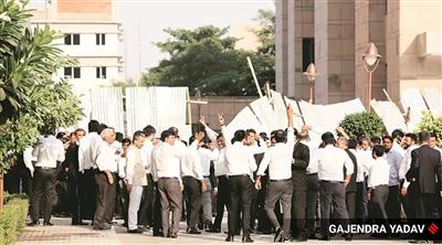 HC directs Delhi govt to consider Advocates Protection Bill