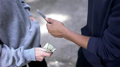 Allegations of extorting Rs 10 lakh in advance: Extortion sought from liquor contractor in Tohana